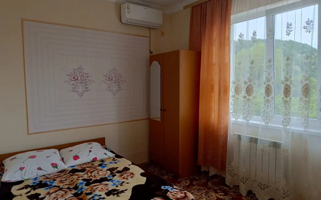 Azaliya Guest house