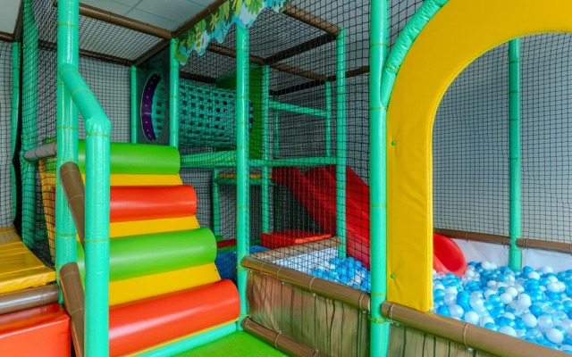 Отель Солнце и море