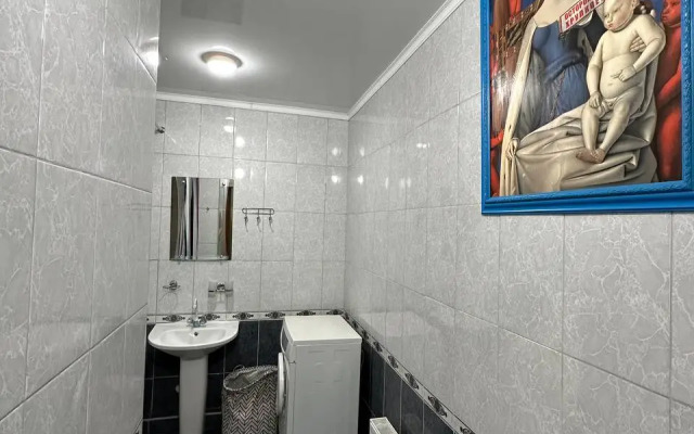 Mansarda Piterskogo Khudozhnika 5 Flat