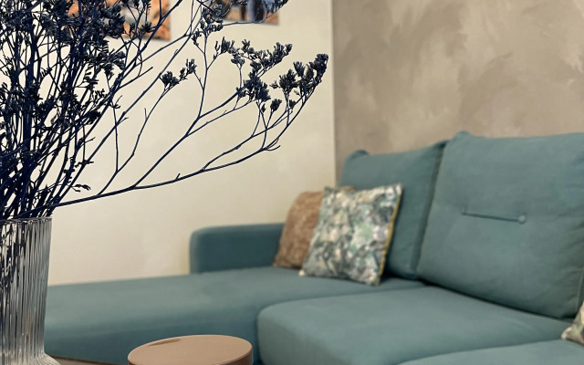 Lounge Flat