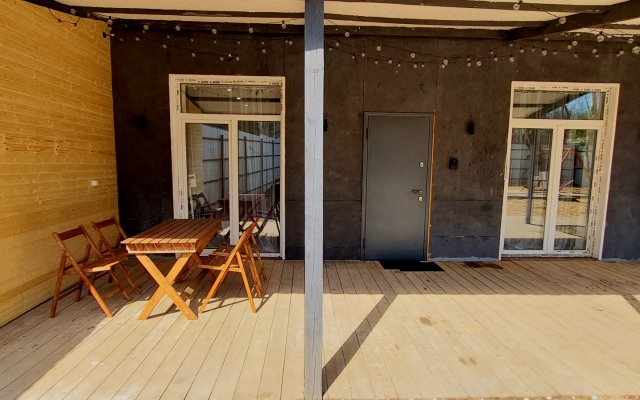 S Yablonyami Guest House