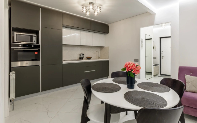 Двухкомнатные апартаменты LUX  с видом на ДОН №7