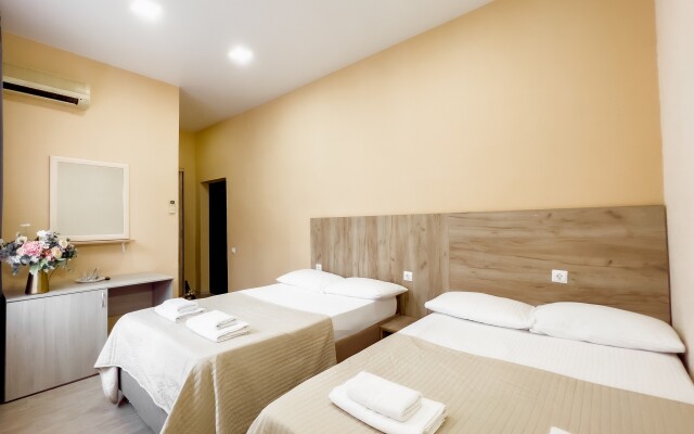 Grant 2 Hotel
