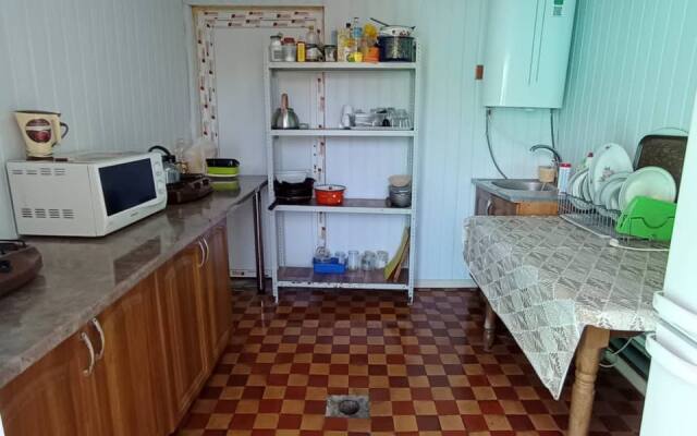 Leon Guest House
