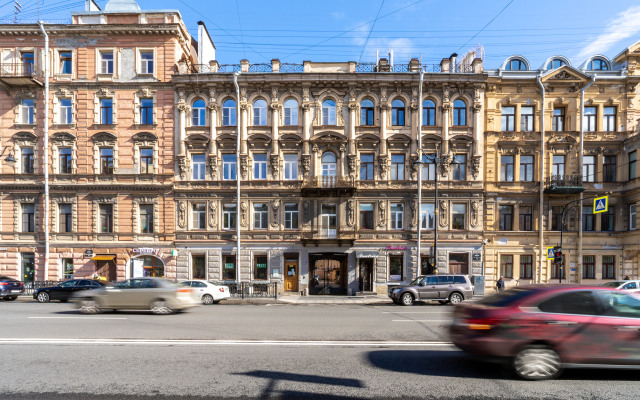 Апартаменты Loft на Марата 20