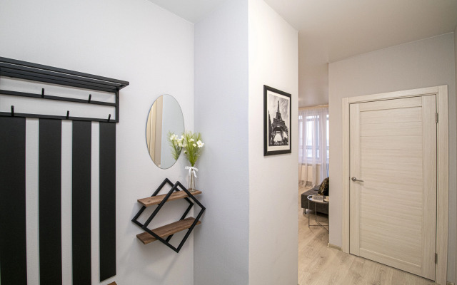 Апартаменты SunSet Хохлова 7