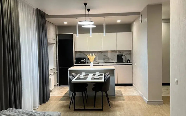 Квартира Шикарная Видовая Студия на Взлетке возле Кристалл Арены