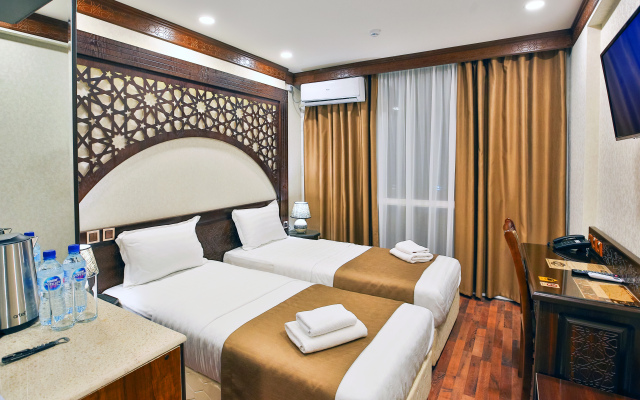 Orient Star Varahsha Hotel