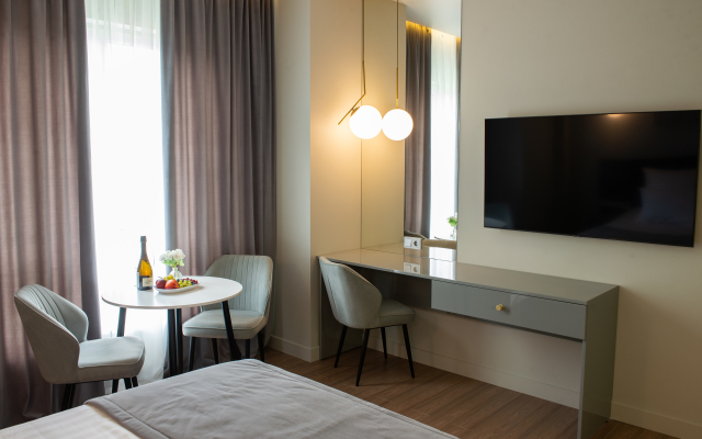 The White Residence Guest House