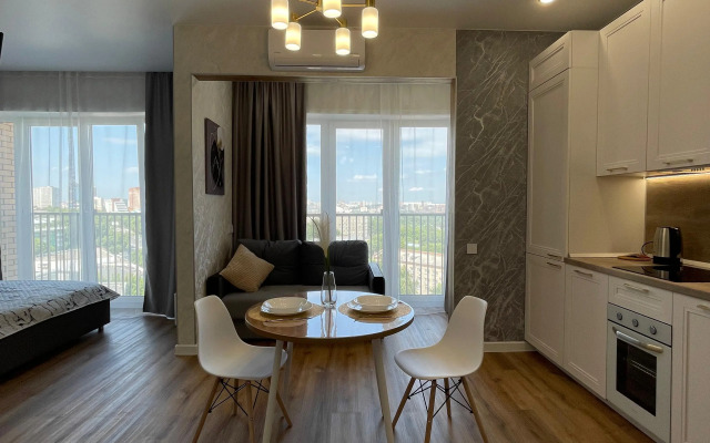 Novaya Studiya Flat
