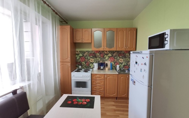 ryadom s Mntk im. Fedorova i Sk Zarya Flat