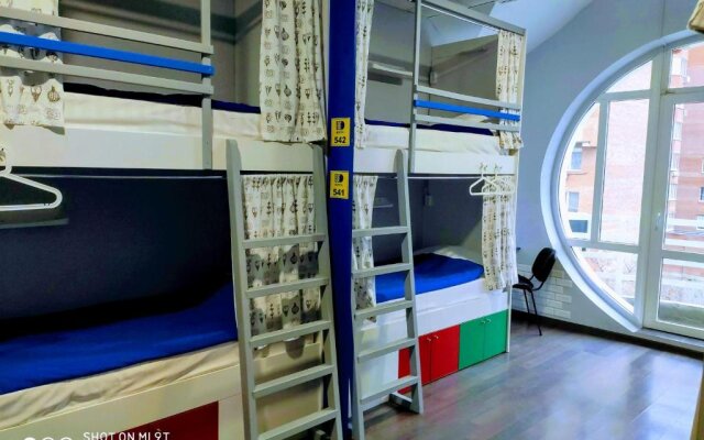 ID Hostel