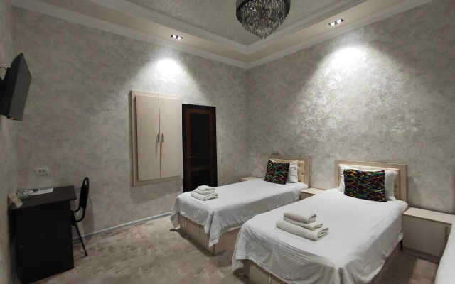 Suzani Samarkand Hostel