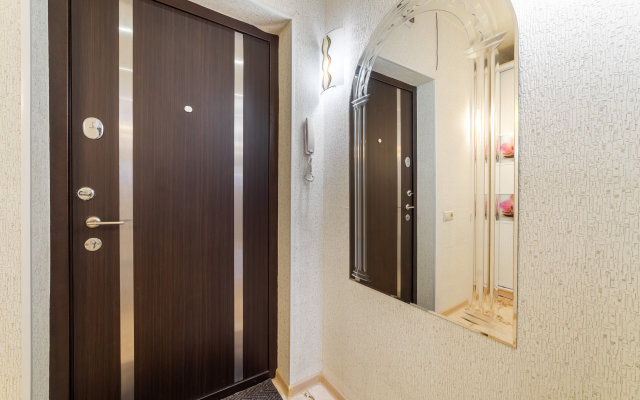 Prostornaya dlya gostey 6kh s kaminom i vidom na more Flat