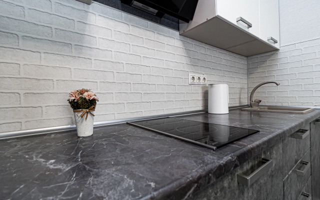 Квартира 2 Ночи на Улице им 40летия Победы 178к1