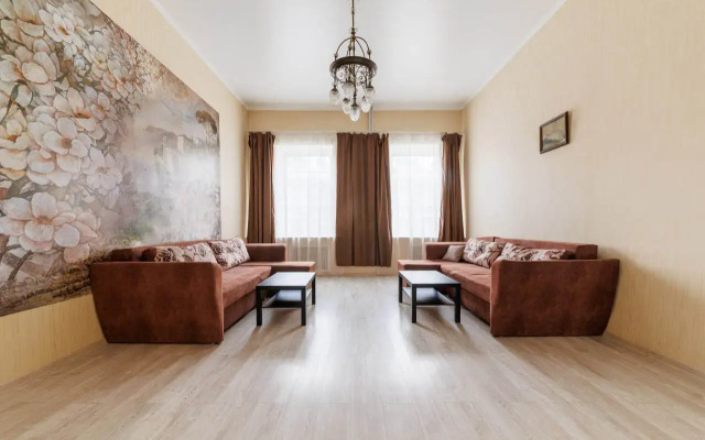 Квартира на улице Малой Морской 6