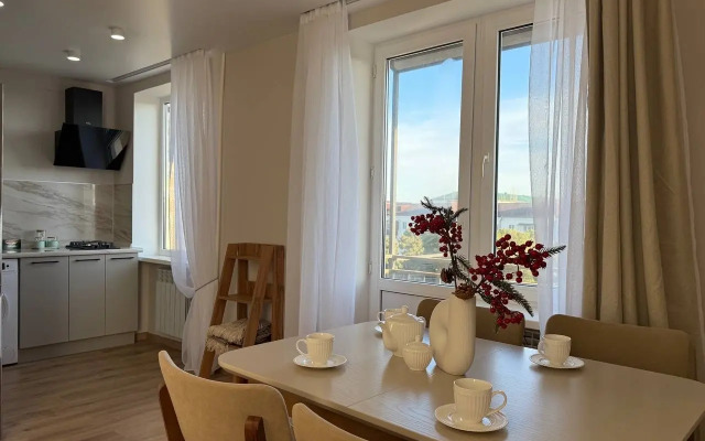 Uyutnoye Gnezdyshko Na Ordzhonikidze Apartments