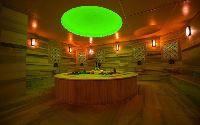 IRIS Hotel&Spa