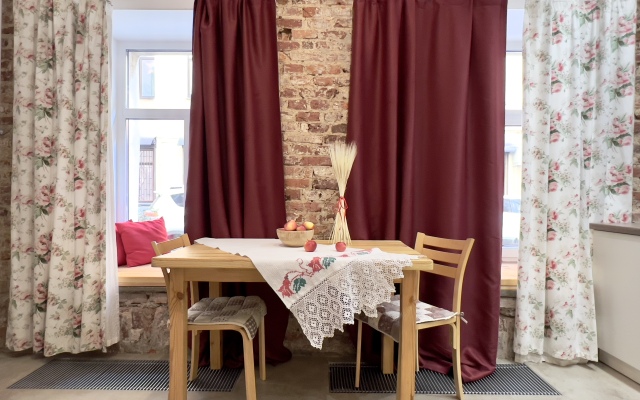 Апартаменты Яркие Апартаменты рядом с Дворцовой площадью