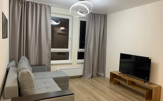 Апартаменты Ассорти с Видом на Закат и Ночные Огни Города