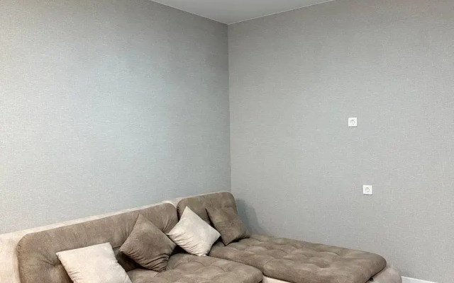 Yevroklass v sovremennom stile Flat