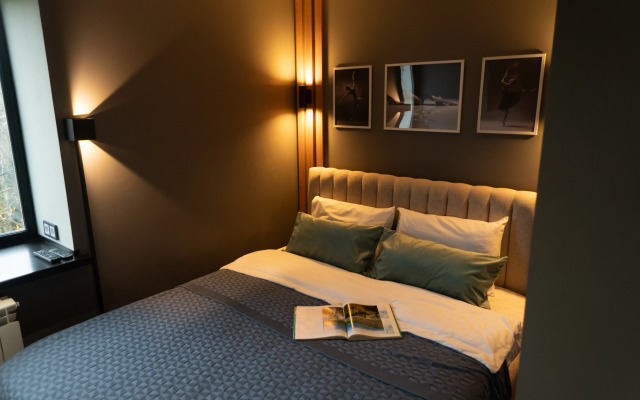 Man"s Dream Flat