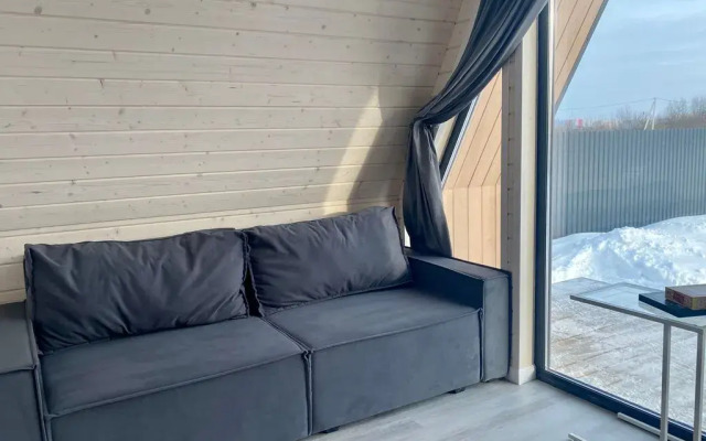 Uyutny i Sovremenny Private house Barnkhaus