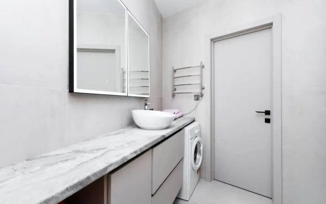 Clever House Apartments 5