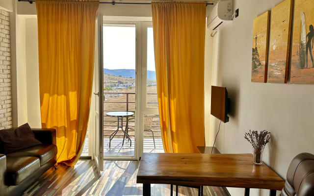 Апартаменты Fiolent Village Loft 77