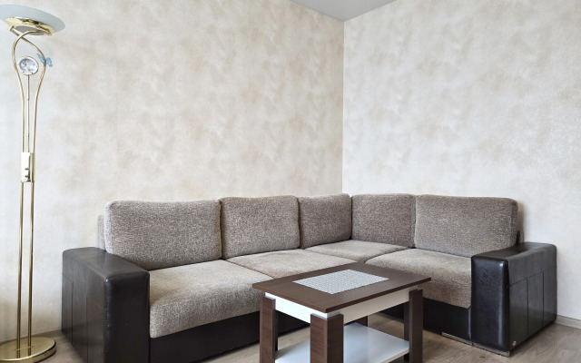 U Metro Partizanskaya, Ulitsa Surikova, 3 Apartments
