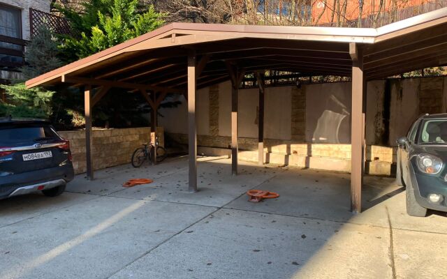 Просторные апартаменты с видом на горы