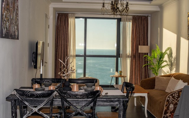 Ocean Breeze Retreat - honeymoon sea view resort Apartments