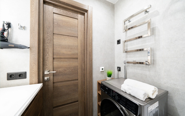 Квартира Стильная двухкомнатная квартира Natali apart на метро Пражская