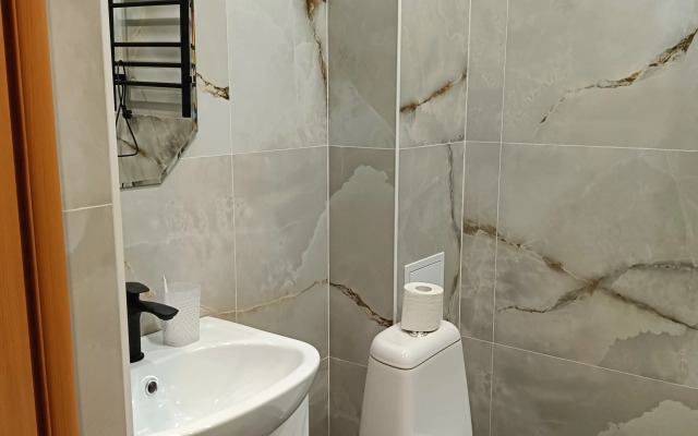 Na Verkhnem Ozere Flat
