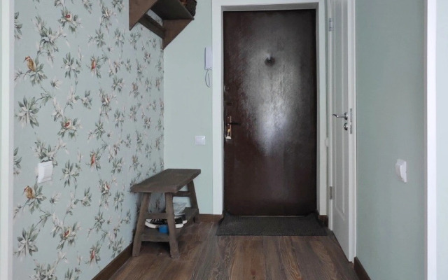 Ptichka Pevchaya Flat