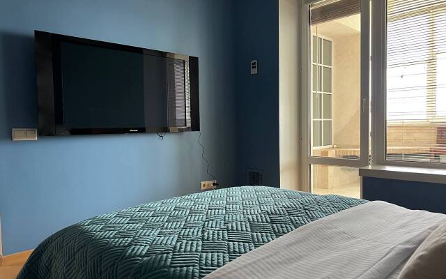 Апартаменты VEROM в ЦЕНТРЕ с видом на Петровскую набережную