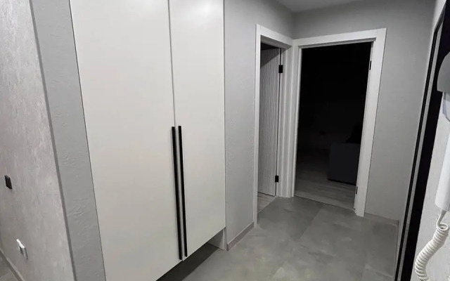 Ryadom S Metro Apartments