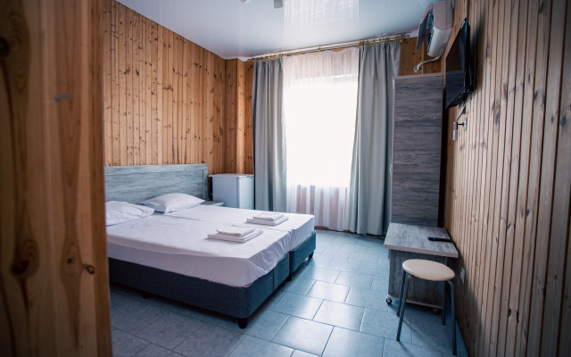 Mari Guest house