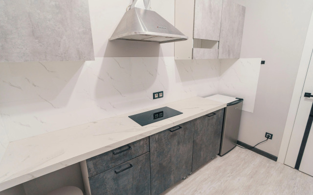 Studiya U Yablonevogo Sada Flat