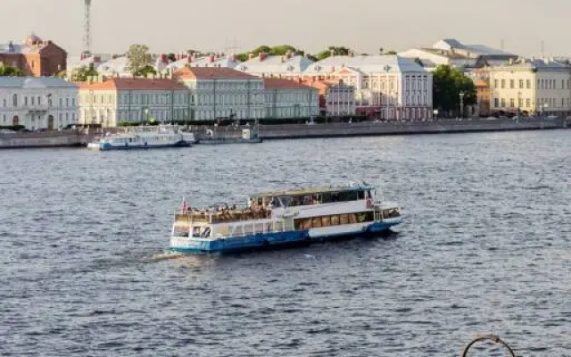 Апартаменты a.m. Rooms Neva River View (Angliyskaya Naberezhnaya)