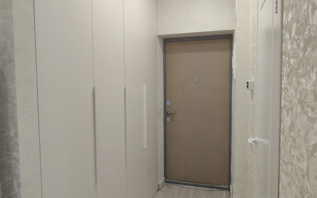 Studiya U Zh/d Vokzala Na 31 Etazhe Flat