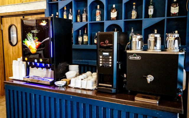 Отель Istanbul Beach