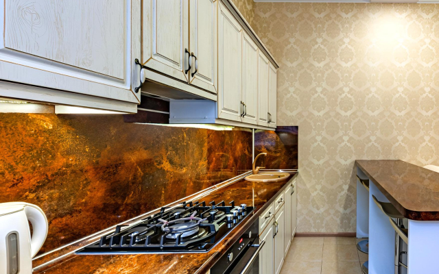 Апартаменты Elite в центре рядом с парком апарт-отель "Вернисаж"