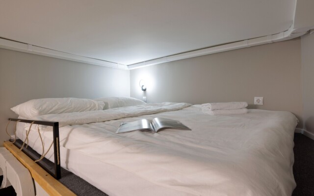 Апартаменты на Блохина 12 (1)