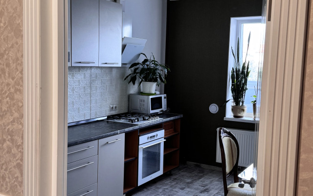 Ryadom S Ashman Parkom Flat