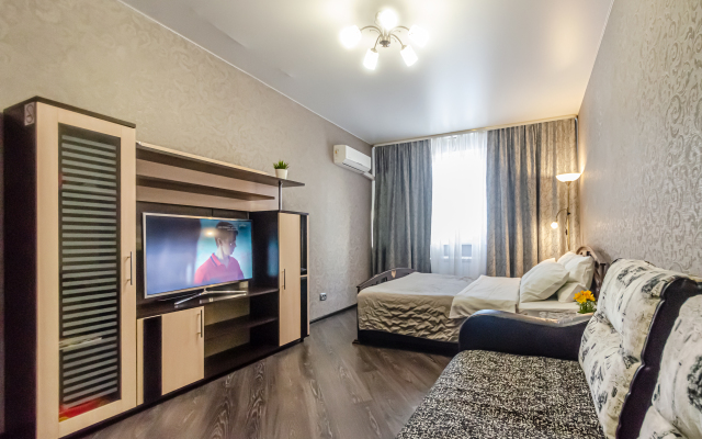 Апартаменты 1-к Квартира на Лукачева 6