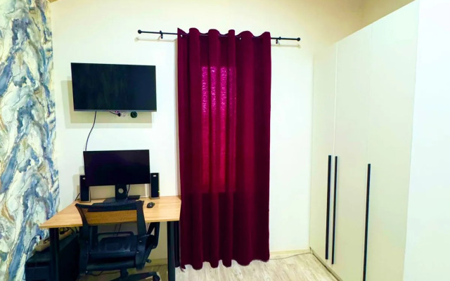 Частный дом у леса