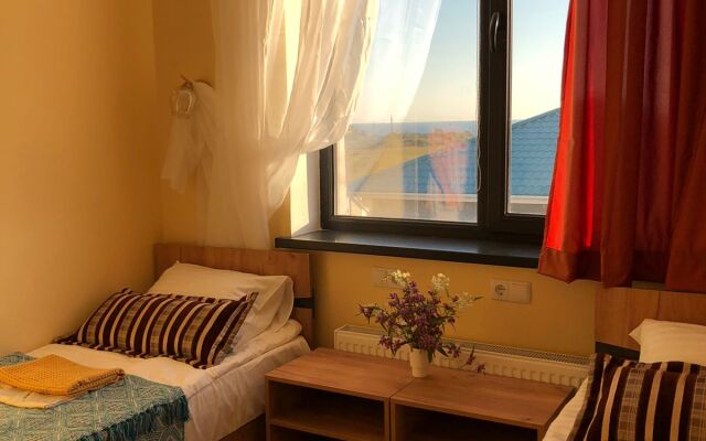 Mirabel Guest House