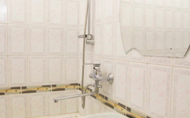 Апартаменты Уютные 2-комнатные на Дмитрия Павлова 11