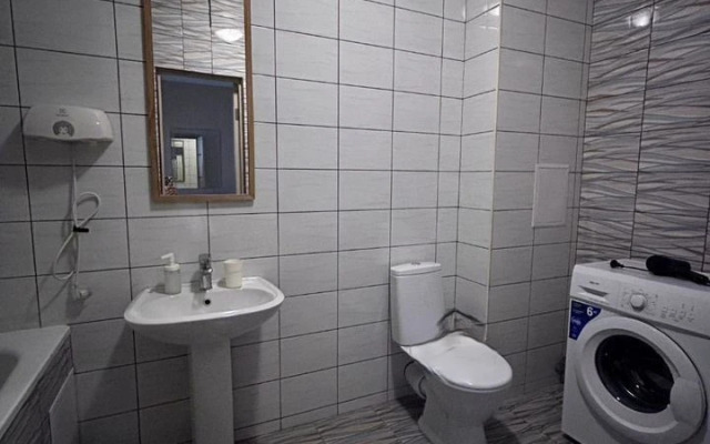 Квартира на Александра Покрышкина 2/2 76